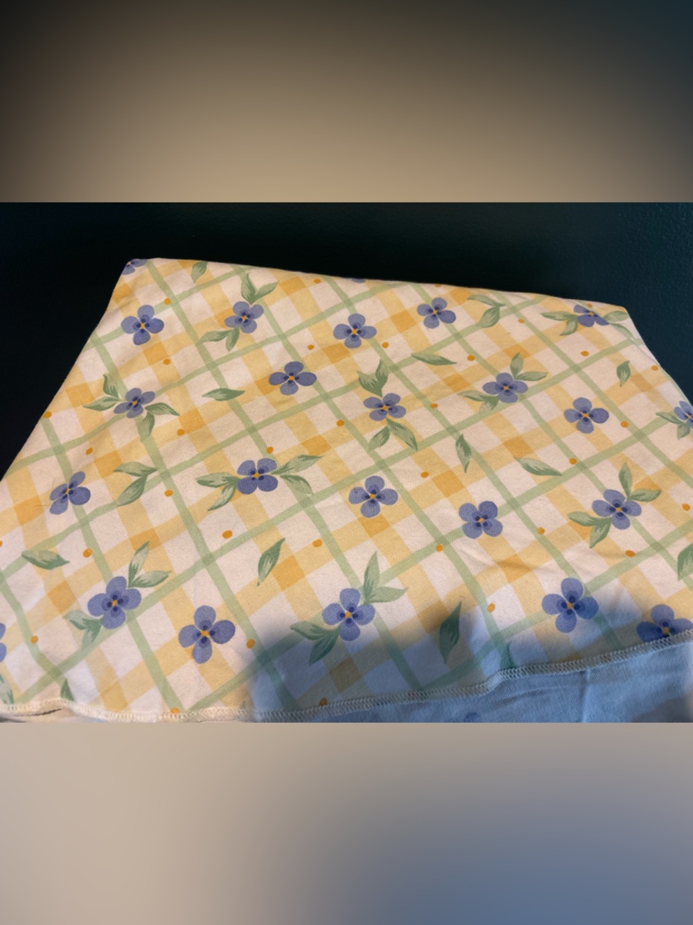 55inch Round Pfaltzgraff Gingham Cottagecore Vintage Style Picnic Tablecloth